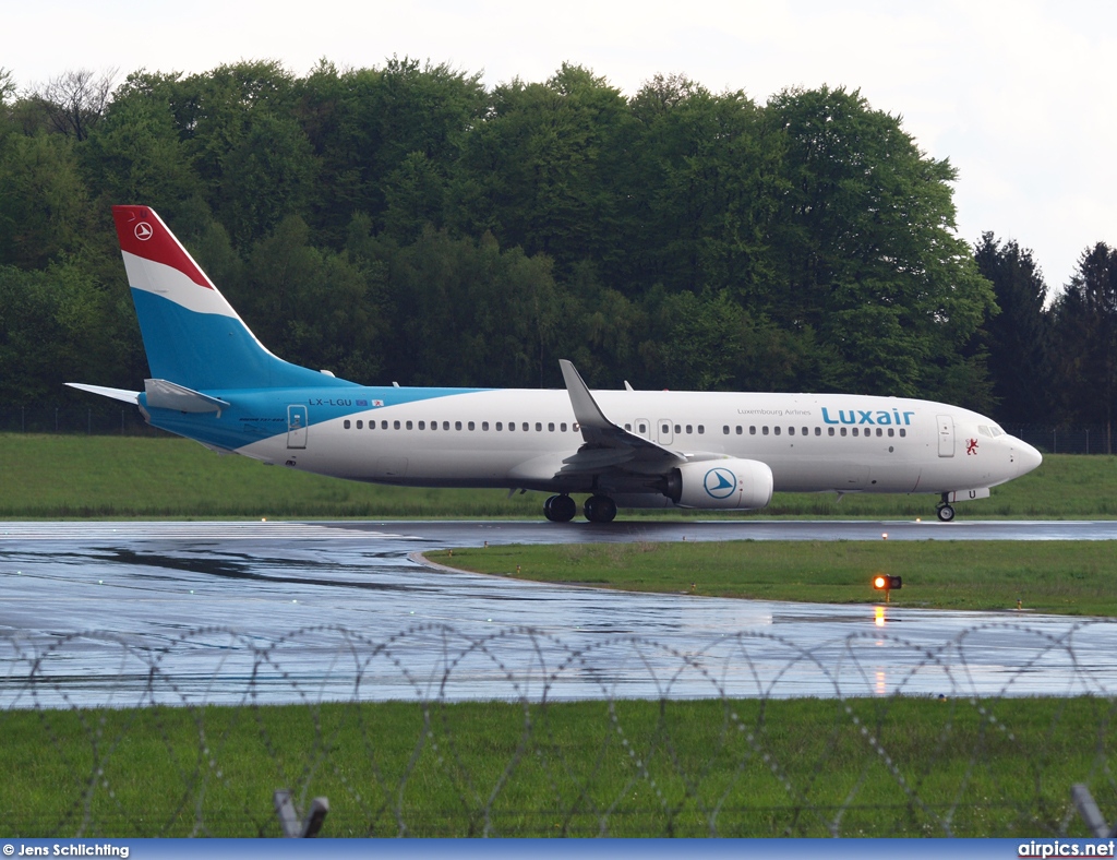 LX-LGU, Boeing 737-800, Luxair