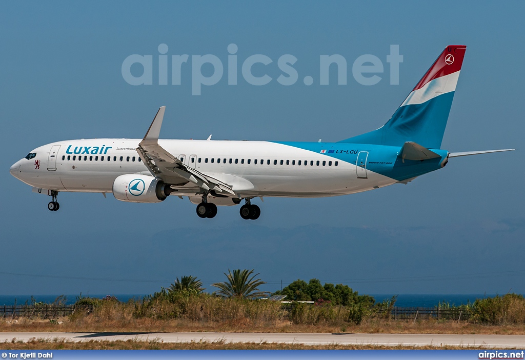 LX-LGU, Boeing 737-800, Luxair