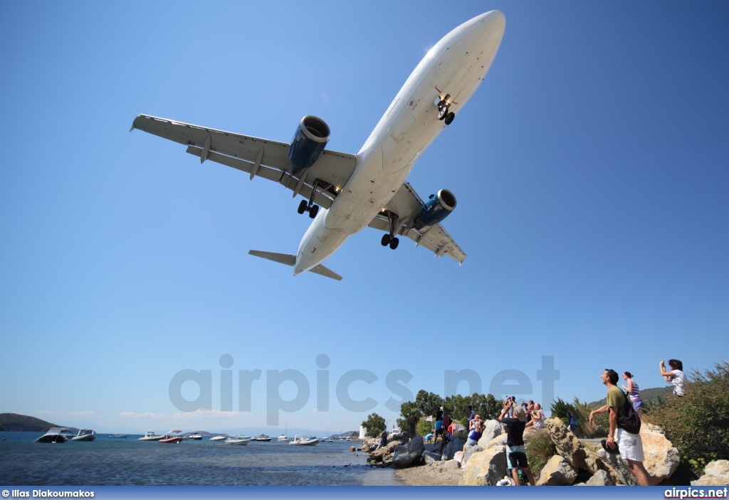 LX-STC, Airbus A320-200, Strategic Airlines