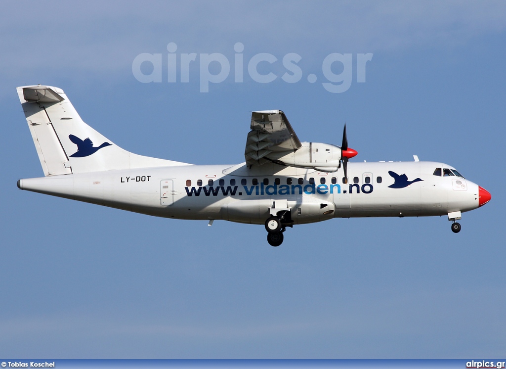 LY-DOT, ATR 42-300, Vildanden