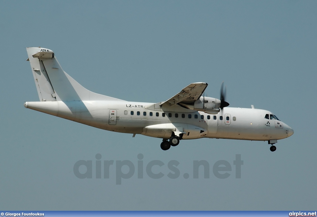 LZ-ATR, ATR 42-300, Viaggio Air