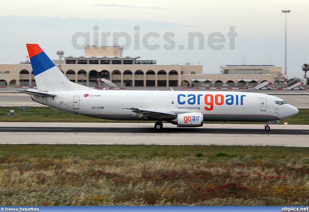 LZ-CGR, Boeing 737-400SF, Cargoair