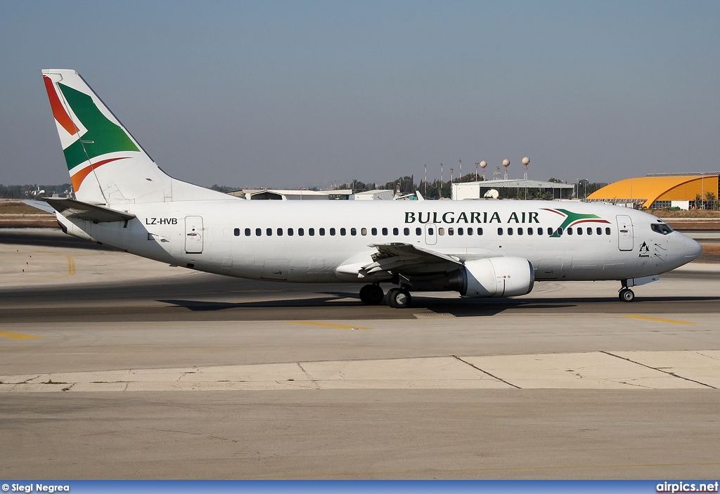 LZ-HVB, Boeing 737-300, Bulgaria Air