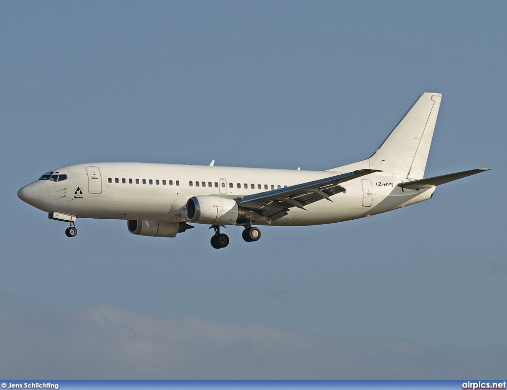 LZ-HVB, Boeing 737-300, Hemus Air