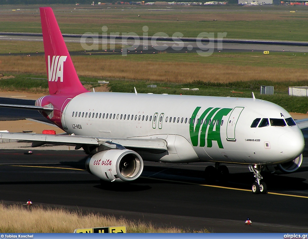 LZ-MDA, Airbus A320-200, Air VIA