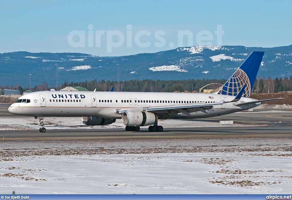 N12116, Boeing 757-200, United Airlines