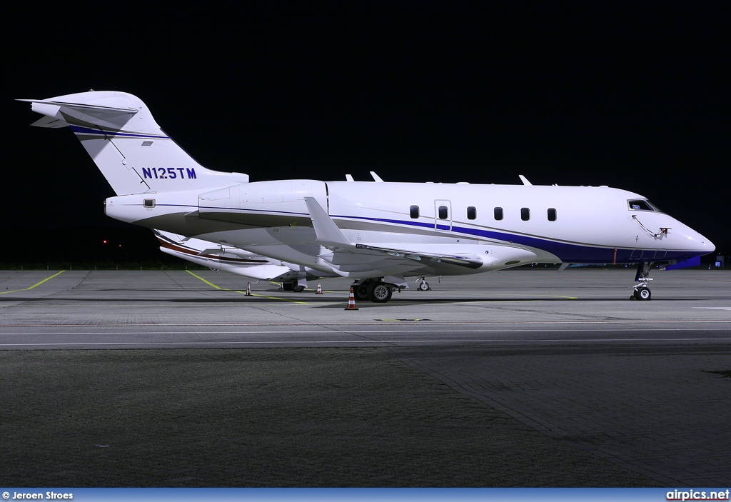 N125TM, Bombardier Challenger 300BD-100, Private