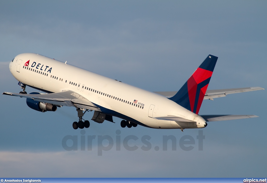 N174DN, Boeing 767-300ER, Delta Air Lines