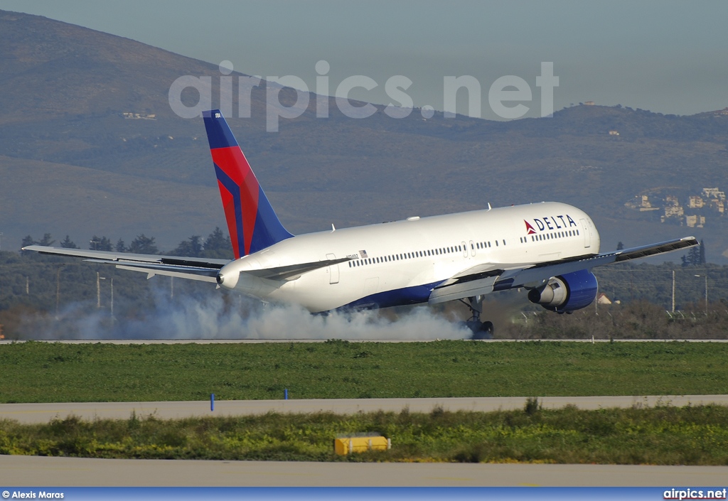 N174DZ, Boeing 767-300ER, Delta Air Lines