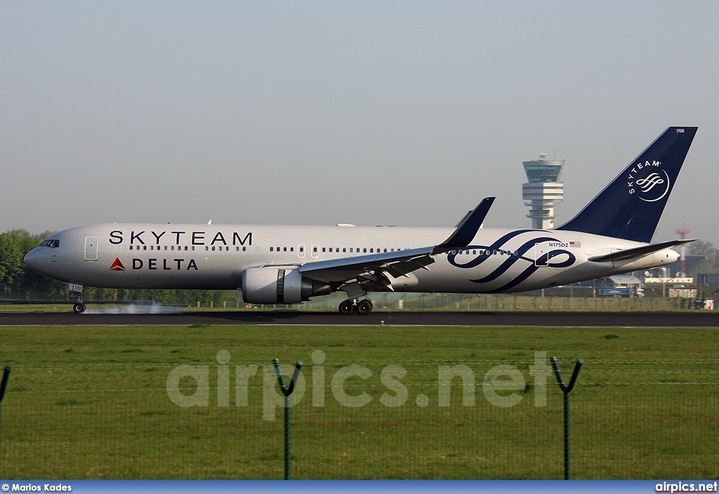 N175DZ, Boeing 767-300ER, Delta Air Lines