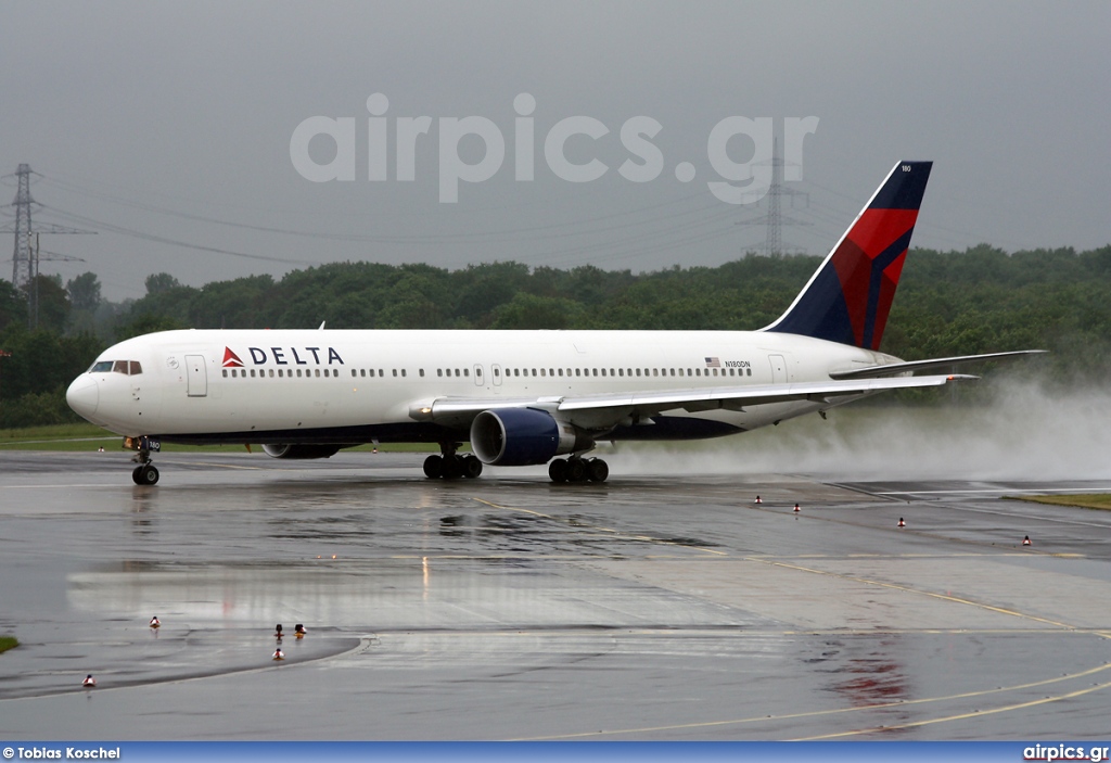 N180DN, Boeing 767-300, Delta Air Lines