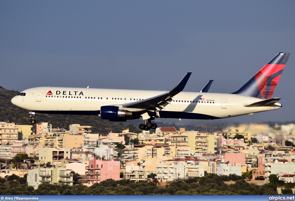 N196DN, Boeing 767-300ER, Delta Air Lines