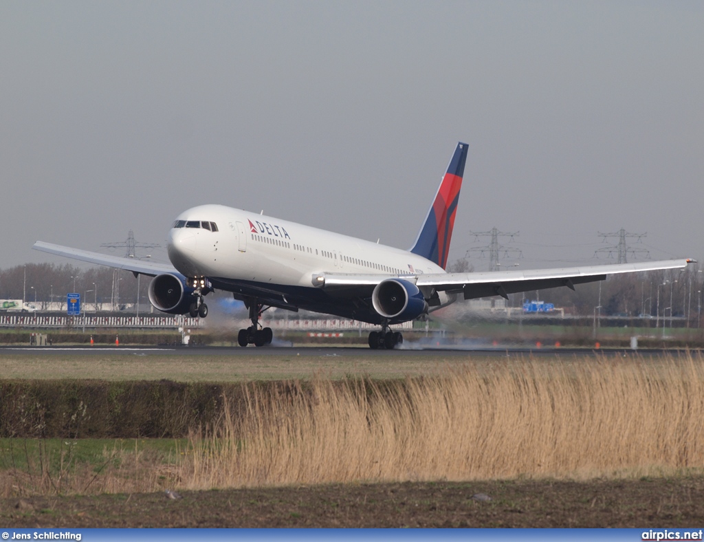 N197DN, Boeing 767-300ER, Delta Air Lines