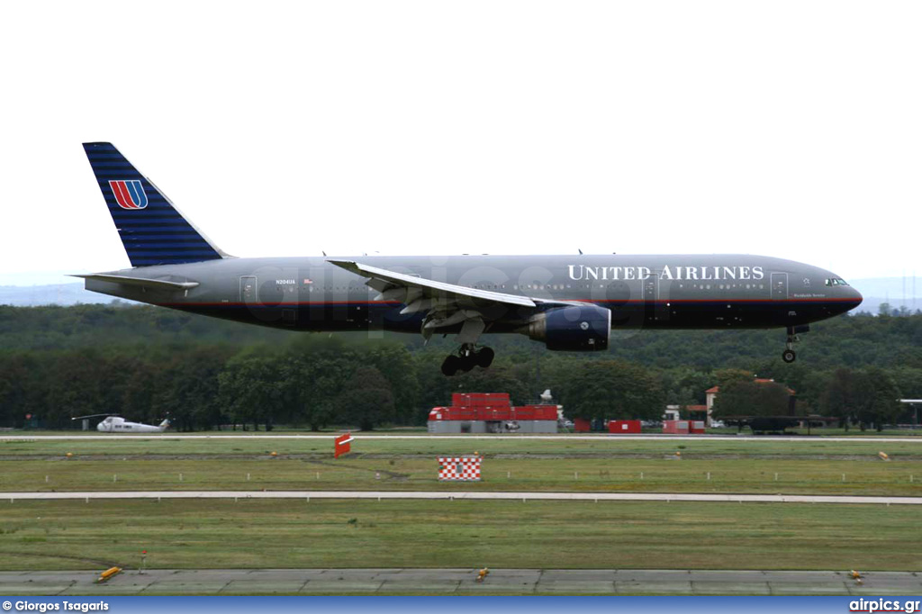 N204UA, Boeing 777-200ER, United Airlines