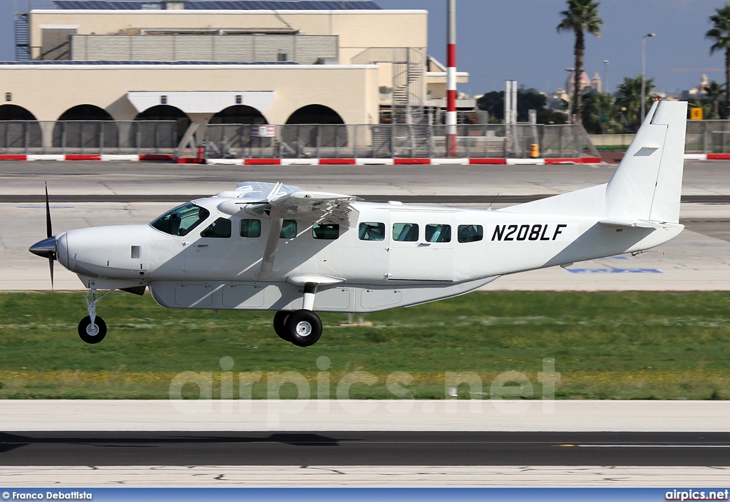 N208LF, Cessna 208-B Grand Caravan, Private