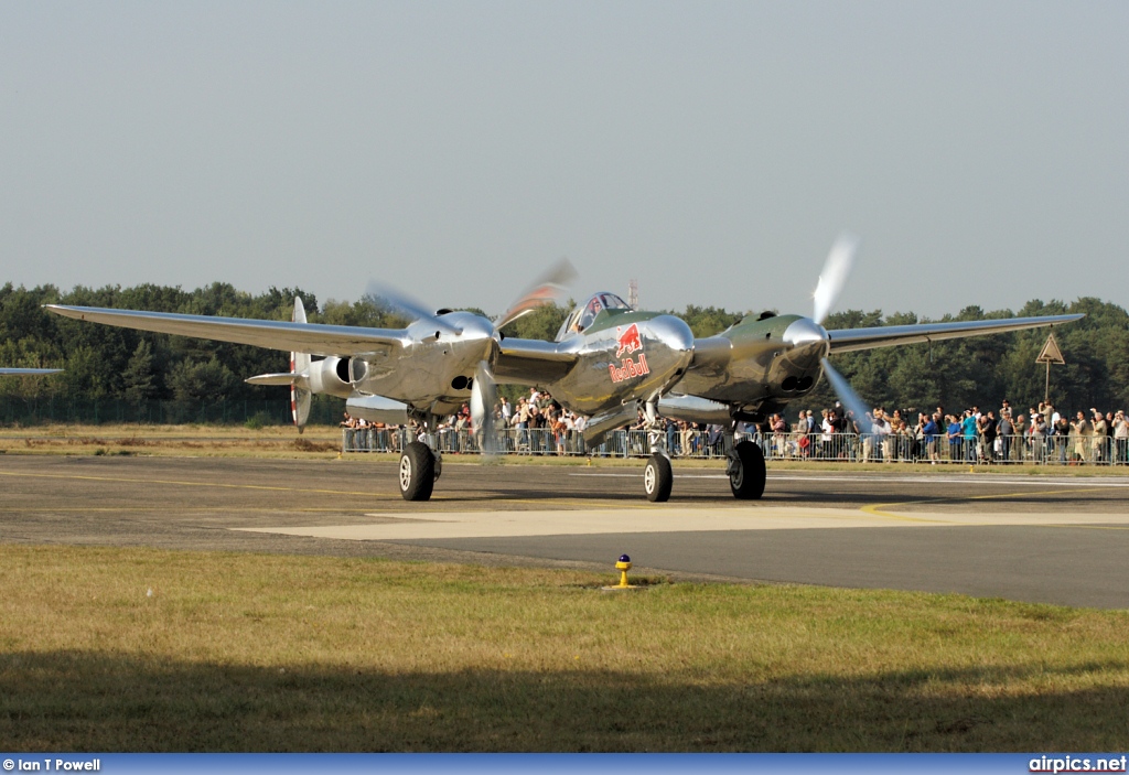 N25Y, Lockheed P-38L Lightning, Private