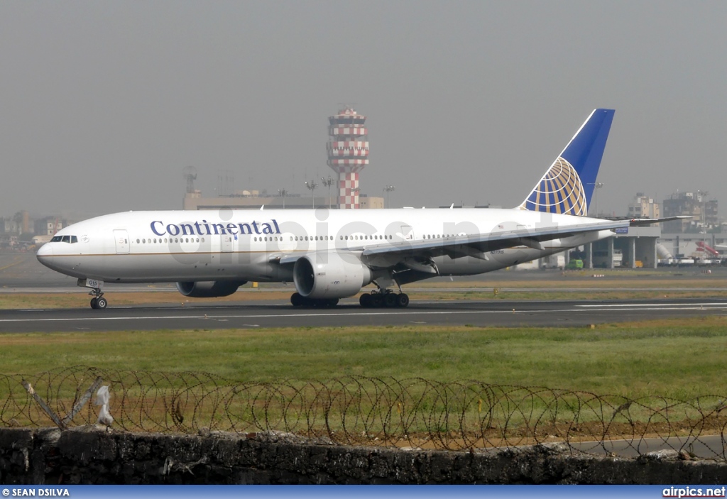 N27015, Boeing 777-200ER, Continental Airlines