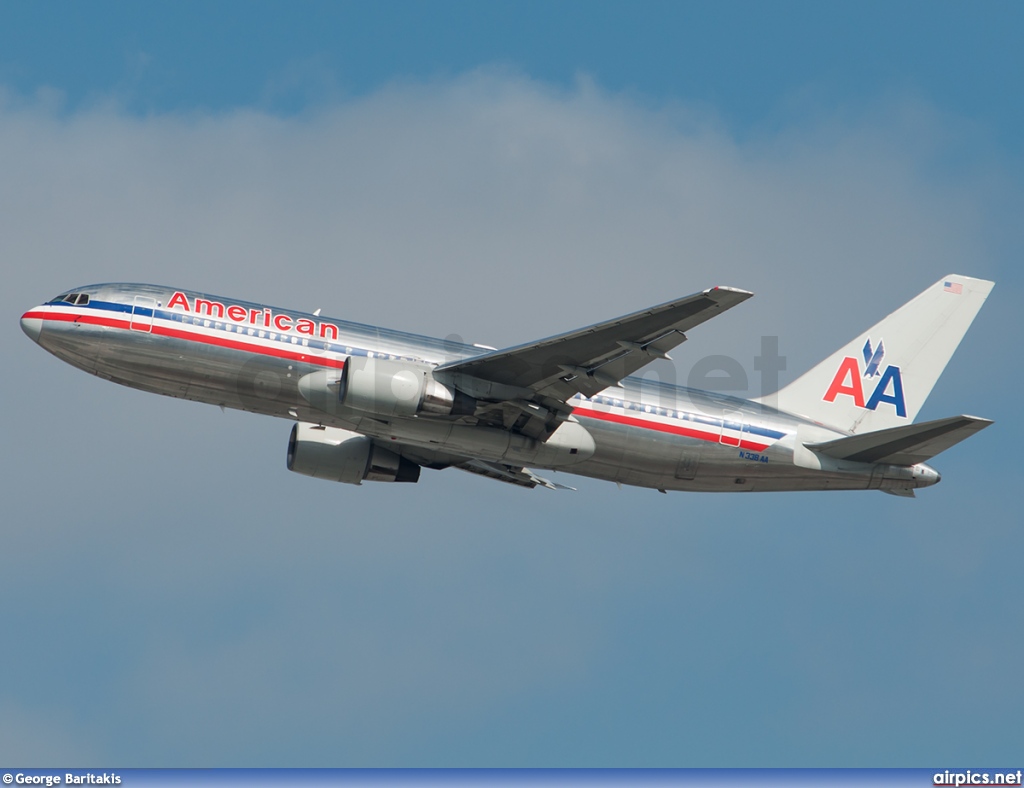 N338AA, Boeing 767-200ER, American Airlines
