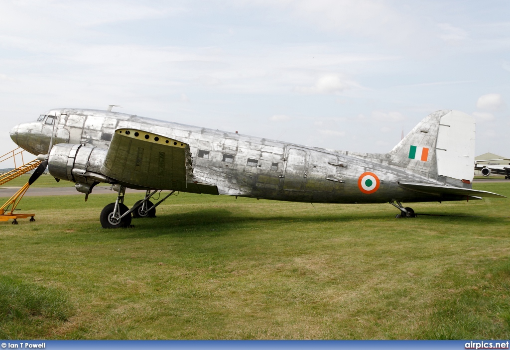 N347DK, Douglas DC-3C, Private