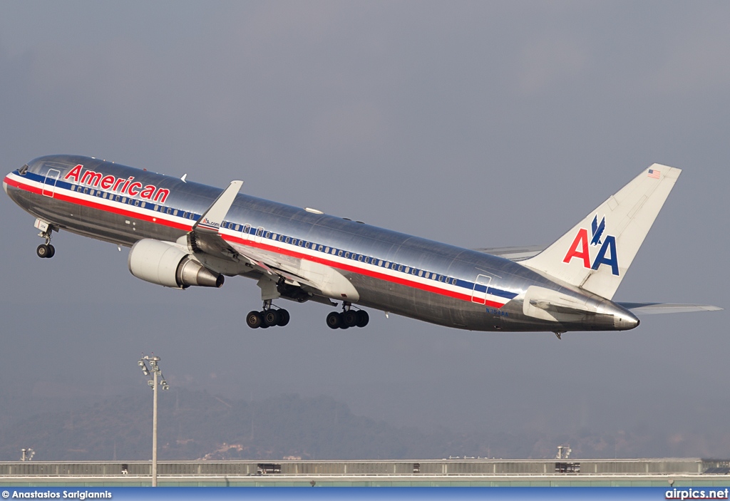 N354AA, Boeing 767-300ER, American Airlines