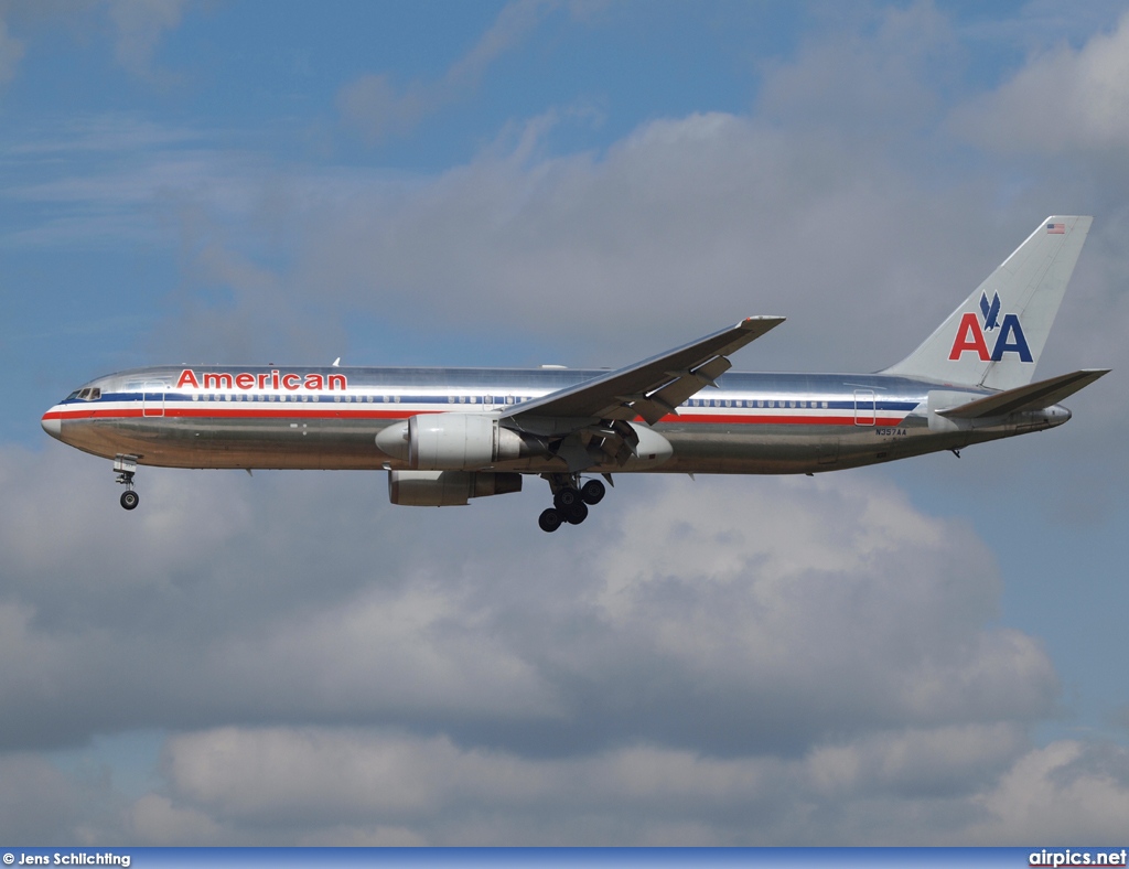 N357AA, Boeing 767-300ER, American Airlines