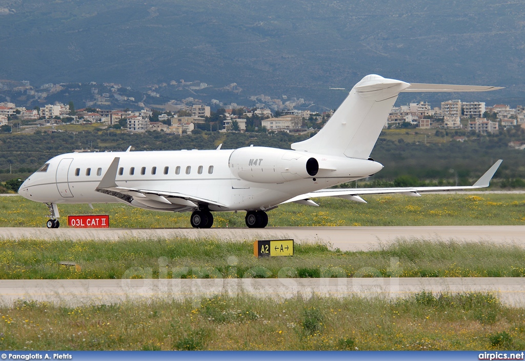 N4T, Bombardier Global Express, Private