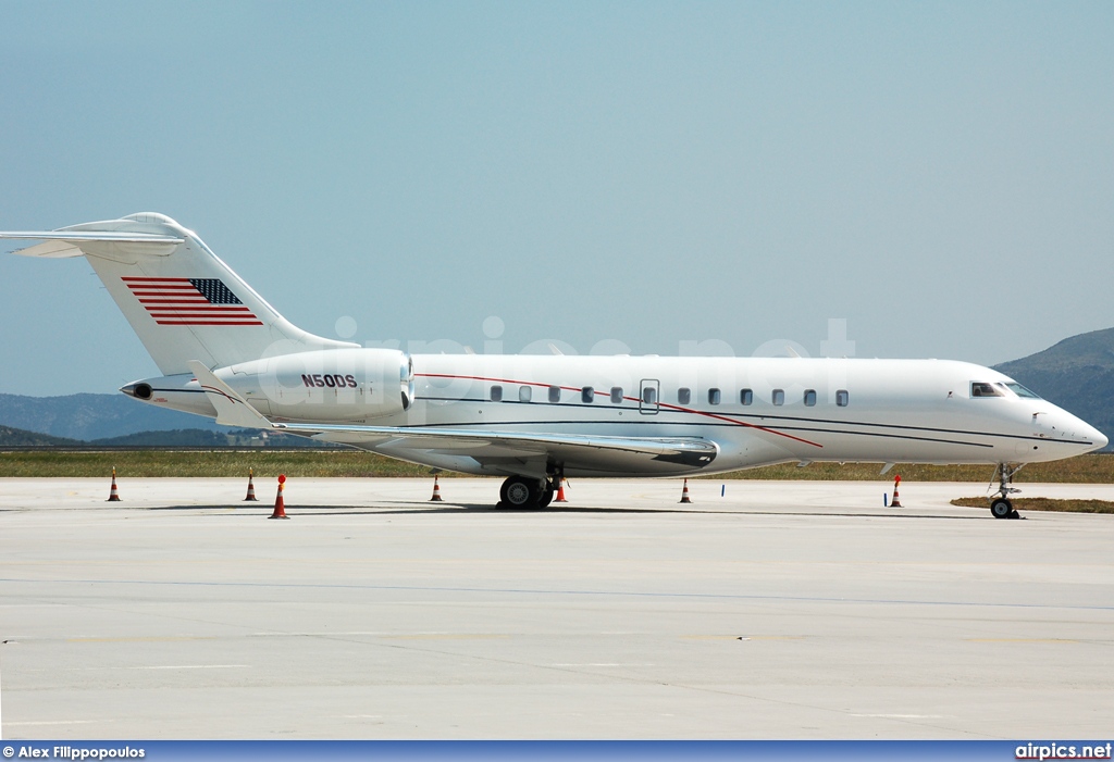 N50DS, Bombardier Global Express, Private