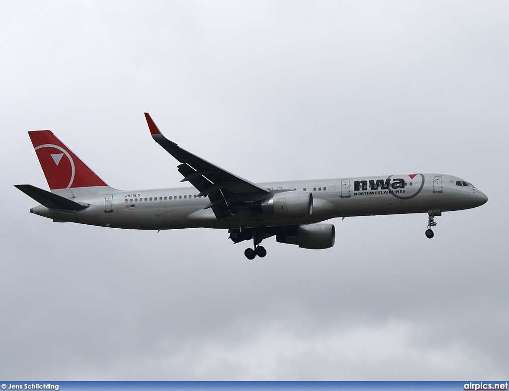 N536US, Boeing 757-200, Northwest Airlines