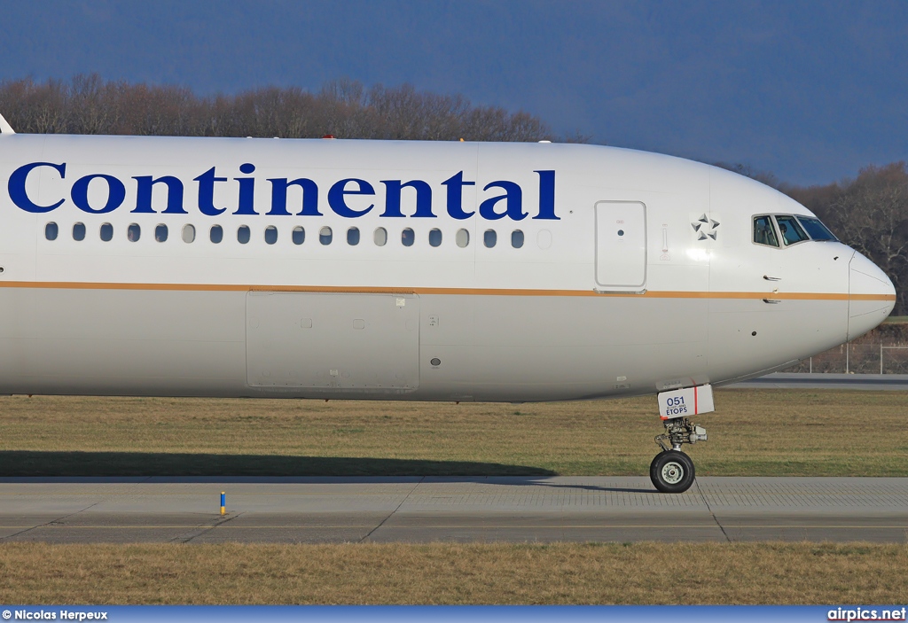 N66051, Boeing 767-400ER, Continental Airlines