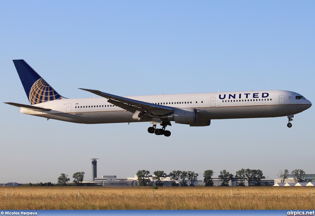 N66051, Boeing 767-400ER, Continental Airlines