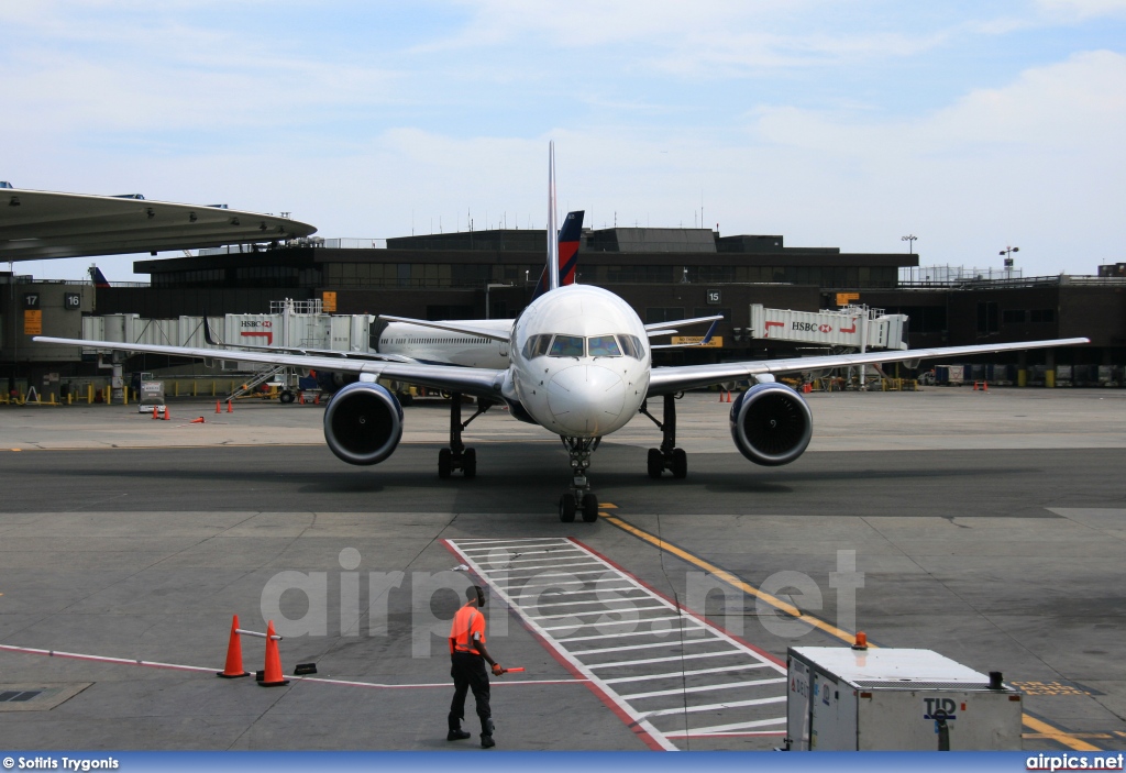 N670DN, Boeing 757-200, Delta Air Lines