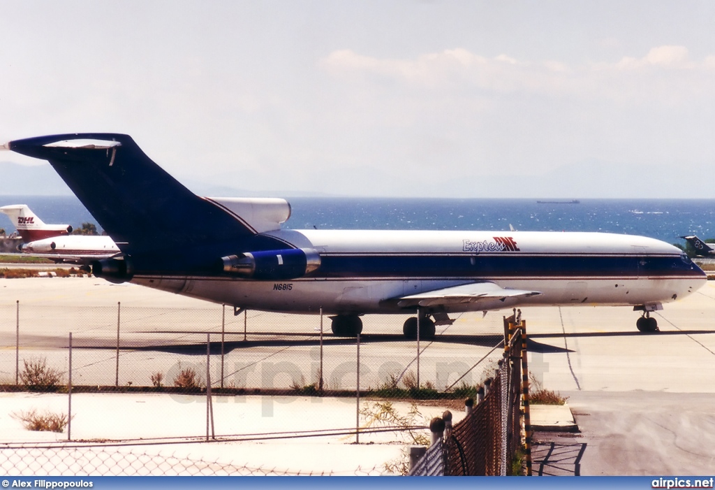 N6815, Boeing 727-200Adv-F