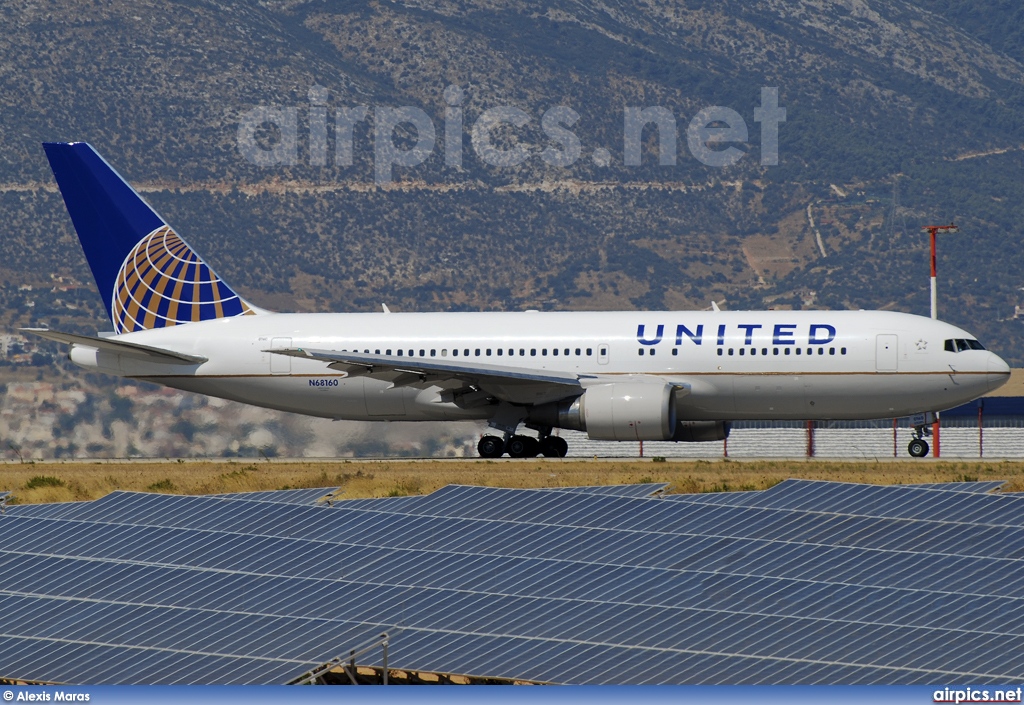 N68160, Boeing 767-200ER, United Airlines