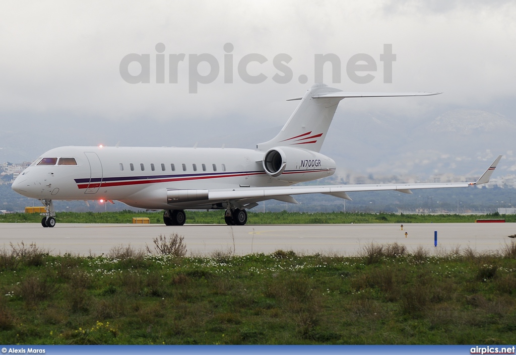 N700GR, Bombardier Global 5000, Private