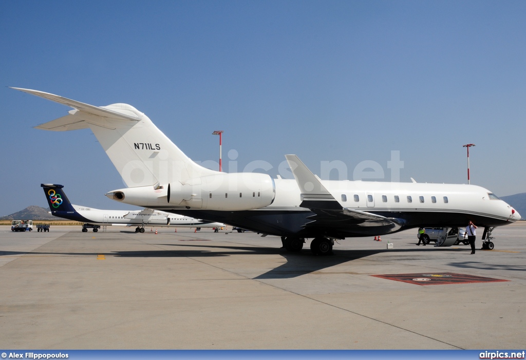 N711LS, Bombardier Global 5000, Private