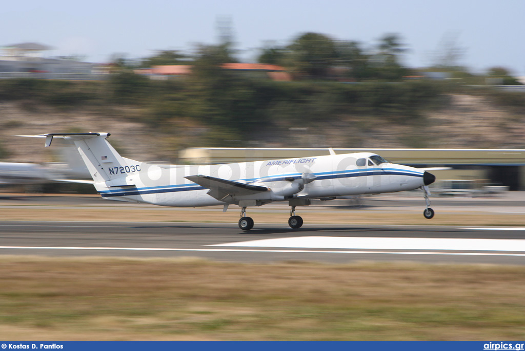 N7203C, Beechcraft 1900-C, Ameriflight