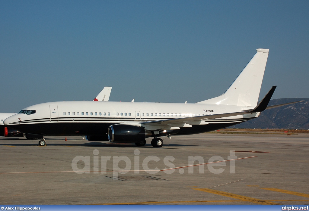 N721BA, Boeing 737-700/BBJ, Private