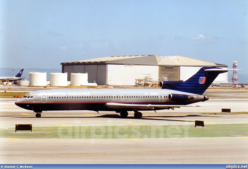 N7275U, Boeing 727-200Adv, United Airlines