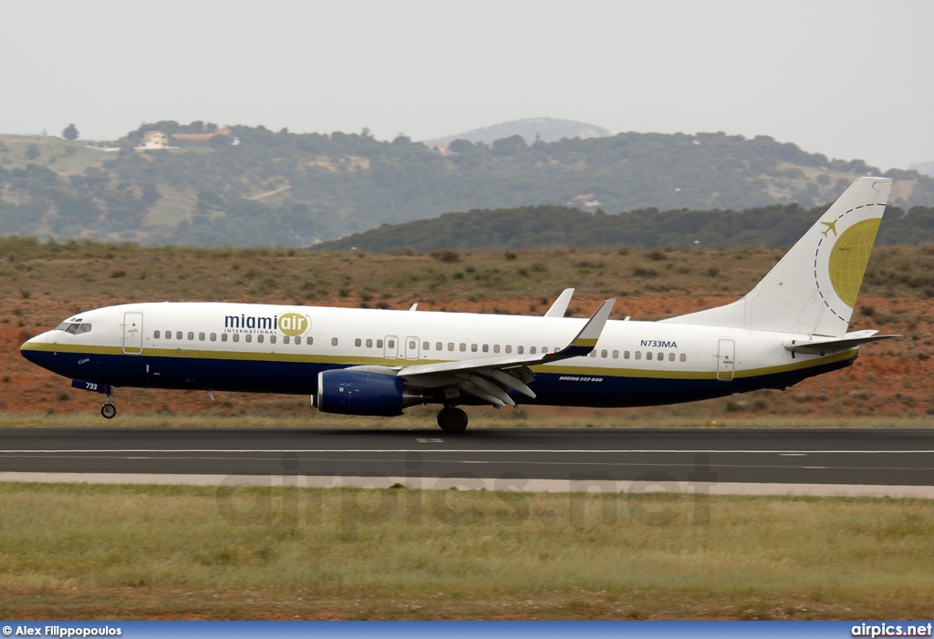 N733MA, Boeing 737-800, Miami Air