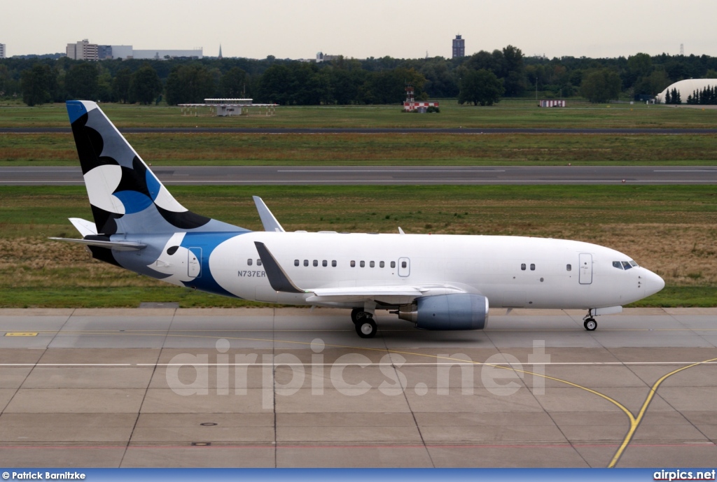 N737ER, Boeing 737-700/BBJ, Untitled