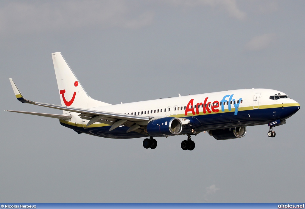 N739MA, Boeing 737-800, Arkefly