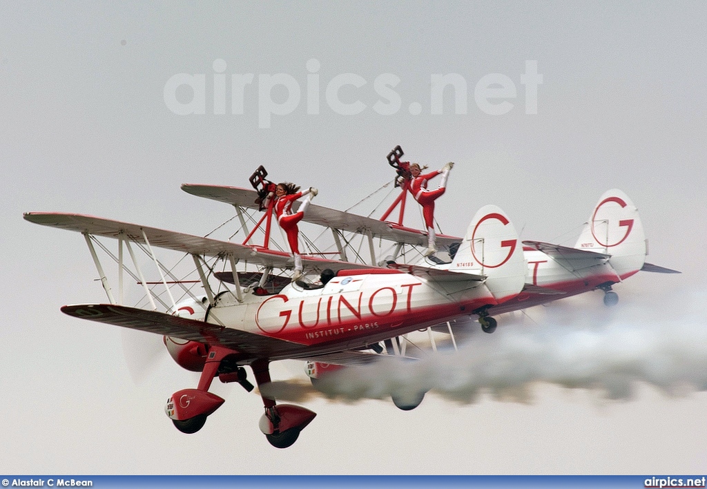 N74189, Boeing-Stearman PT-17 Kaydet, Team Guinot