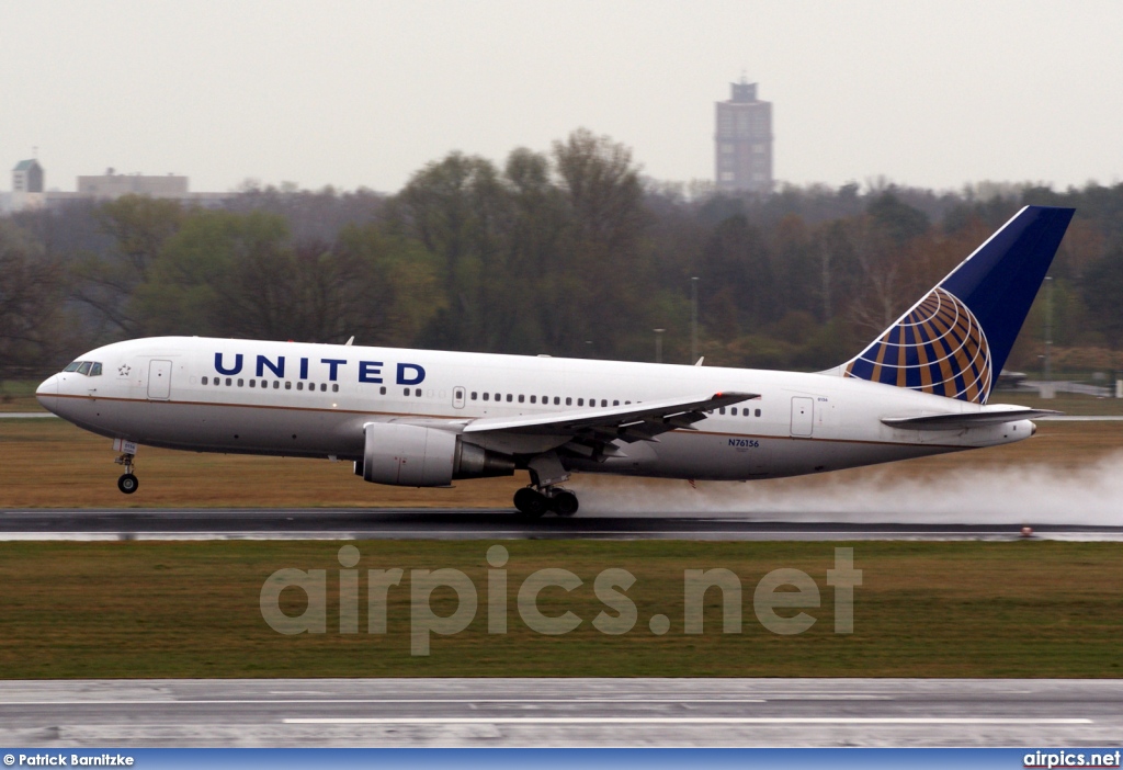 N76156, Boeing 767-200ER, United Airlines