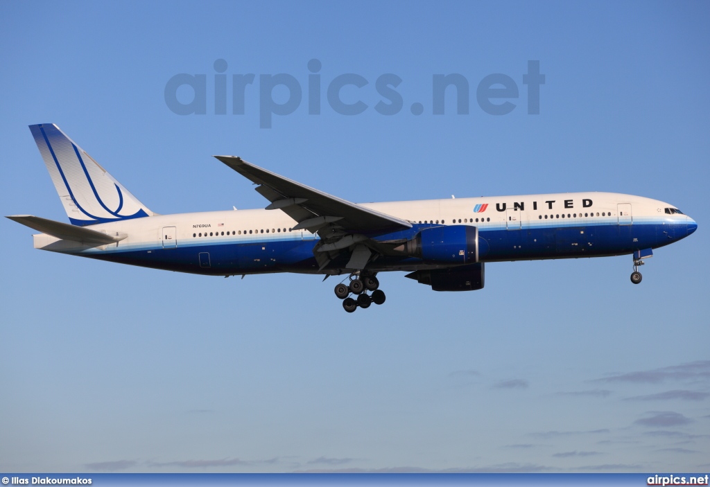 N769UA, Boeing 777-200, United Airlines