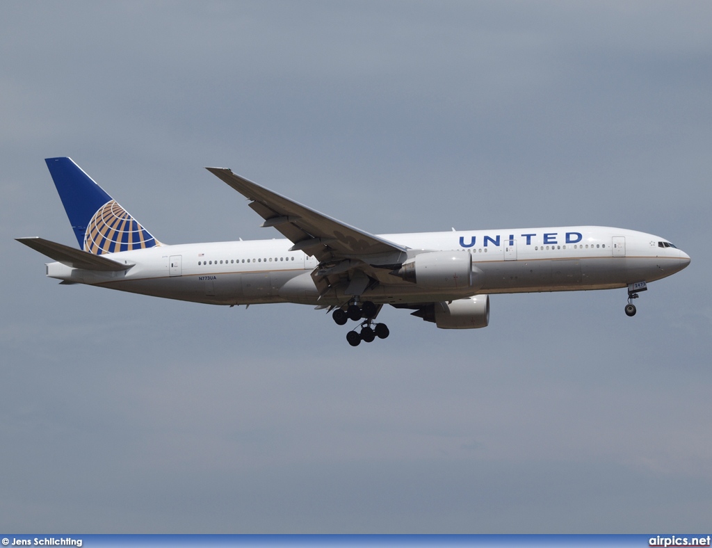 N773UA, Boeing 777-200, United Airlines