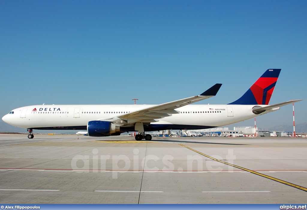 N809NW, Airbus A330-300, Delta Air Lines