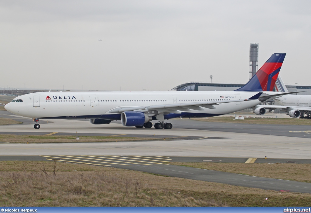 N811NW, Airbus A330-300, Delta Air Lines