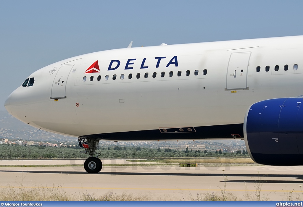 N818NW, Airbus A330-300, Delta Air Lines