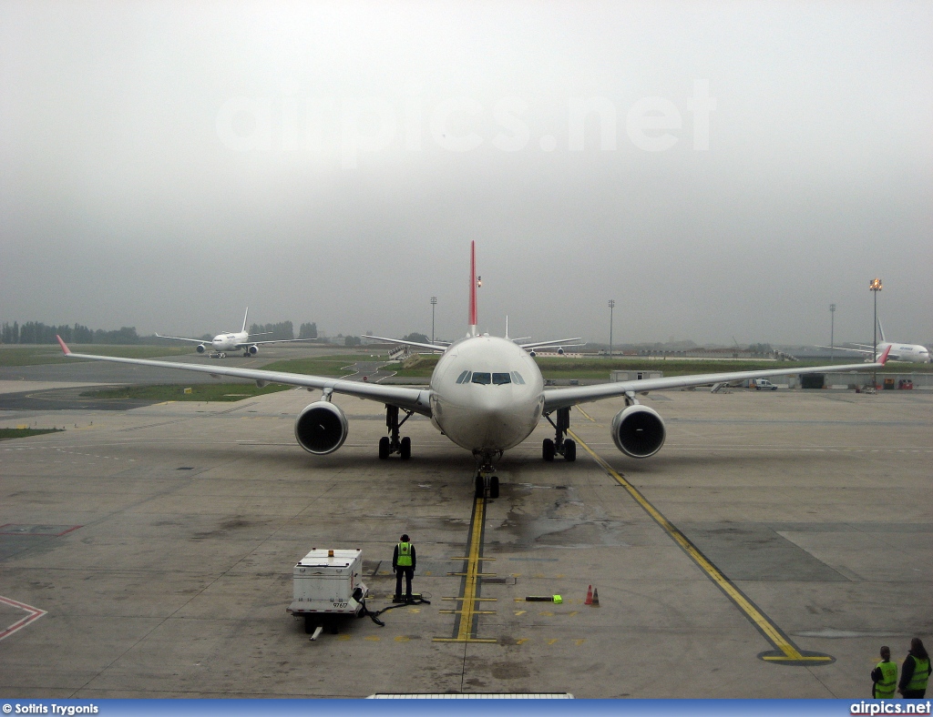 N818NW, Airbus A330-300, Northwest Airlines