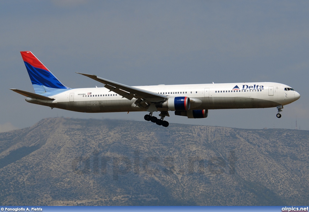 N826MH, Boeing 767-400ER, Delta Air Lines